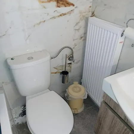 Sun, Sea & Zest, 100m To Beach! Appartement